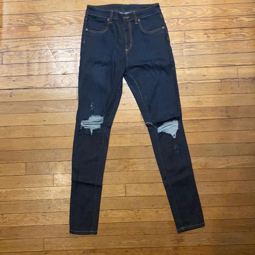 Carmar Ripped Jeans